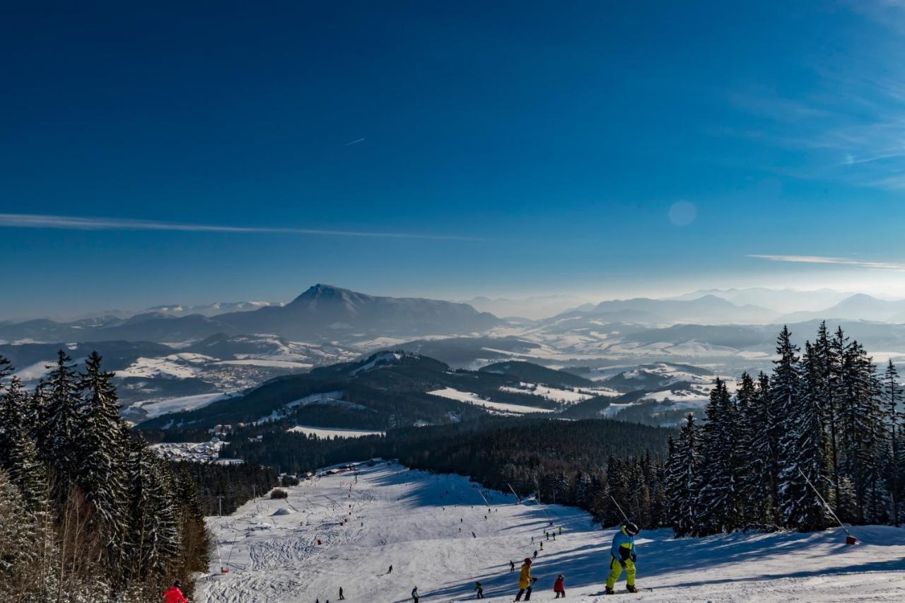 Apartmán Jesienka, Hillside Alsókubin Kültér fotó